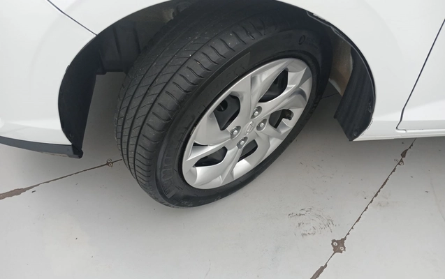 imagem-https://www.socarrao.com.br/sc-vehicle-images-prod/4442565/1792900834199-1_023947.jpg