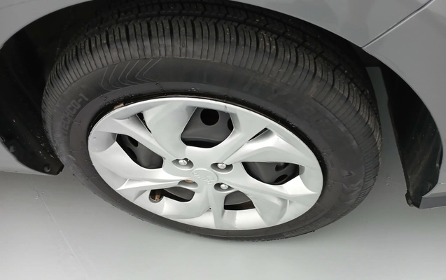 imagem-https://www.socarrao.com.br/sc-vehicle-images-prod/4442664/1792900970501-1_043055.jpg
