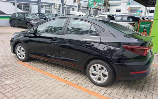 imagem-https://www.socarrao.com.br/sc-vehicle-images-prod/4442997/1792901802143-2_023325.jpg