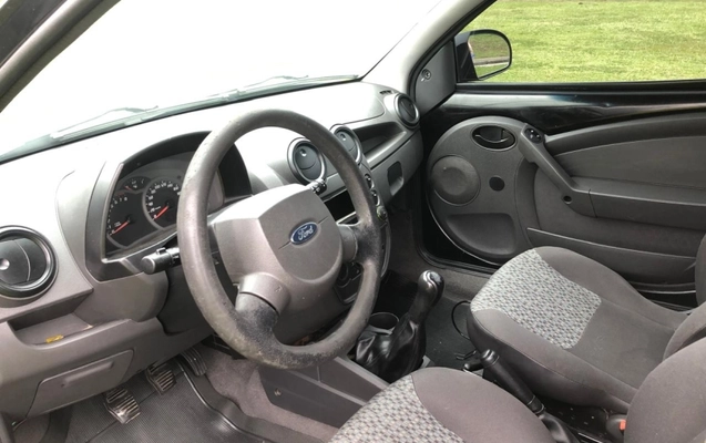 imagem-https://www.socarrao.com.br/sc-vehicle-images-prod/44432/1781274974221-6iuygPWtF75FsR1QZlJVYlWjdWSEdVmg.jpg