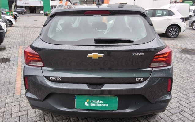 imagem-https://www.socarrao.com.br/sc-vehicle-images-prod/4443218/1792902792755-1_104922.jpg