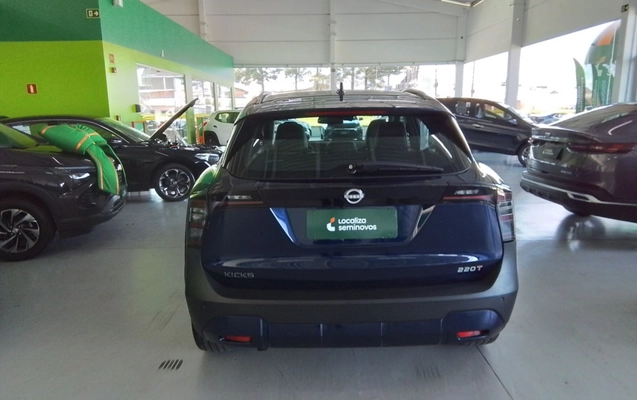 imagem-https://www.socarrao.com.br/sc-vehicle-images-prod/4443422/1792903083248-2_013340.jpg