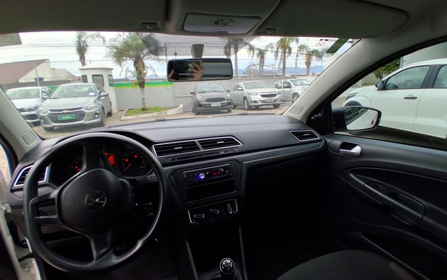 imagem-https://www.socarrao.com.br/sc-vehicle-images-prod/4443515/1792903552182-2_044151.jpg