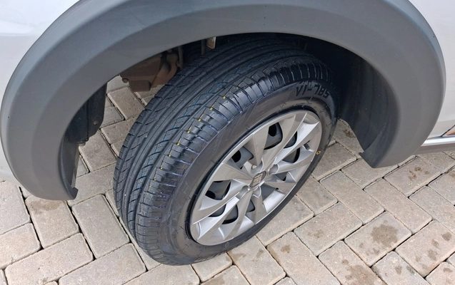 imagem-https://www.socarrao.com.br/sc-vehicle-images-prod/4443527/1792903569213-1_032310.jpg