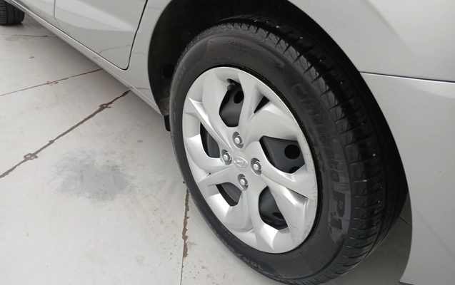 imagem-https://www.socarrao.com.br/sc-vehicle-images-prod/4443761/1792904715967-2_115147.jpg