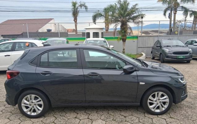 imagem-https://www.socarrao.com.br/sc-vehicle-images-prod/4444175/1792906098169-1_025123.jpg