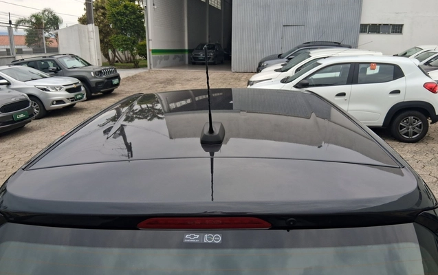 imagem-https://www.socarrao.com.br/sc-vehicle-images-prod/4444175/1792906098172-1_025128.jpg