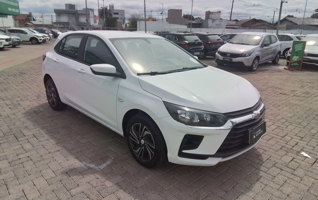 imagem-https://www.socarrao.com.br/sc-vehicle-images-prod/4444378/1792906702305-1_020350.jpg