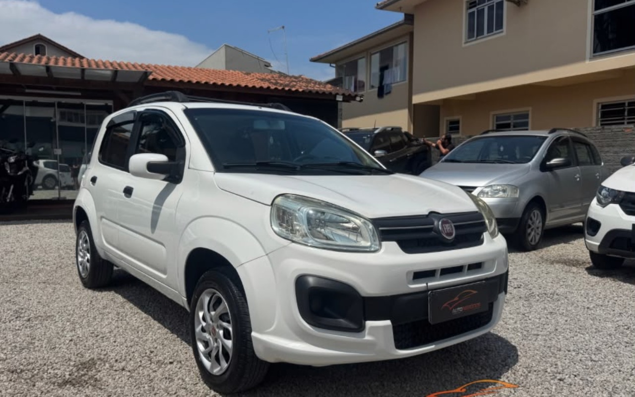 imagem-https://www.socarrao.com.br/sc-vehicle-images-prod/4444486/1792939272553-My5qcGVn.jpeg