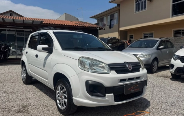 imagem-https://www.socarrao.com.br/sc-vehicle-images-prod/4444486/1792939272553-My5qcGVn.jpeg
