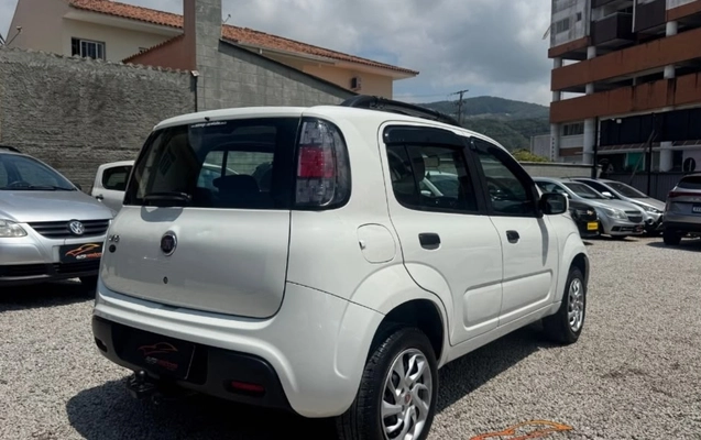 imagem-https://www.socarrao.com.br/sc-vehicle-images-prod/4444486/1792939272629-NC5qcGVn.jpeg