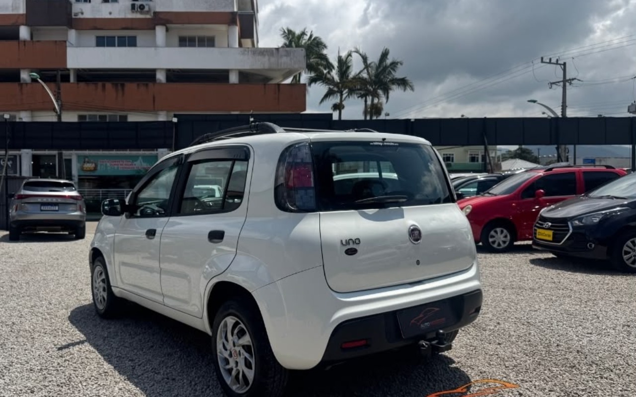 imagem-https://www.socarrao.com.br/sc-vehicle-images-prod/4444486/1792939272762-Ni5qcGVn.jpeg