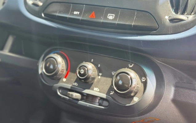 imagem-https://www.socarrao.com.br/sc-vehicle-images-prod/4444486/1792939273305-MTQuanBlZw.jpeg