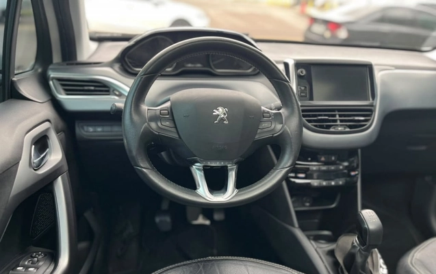 imagem-https://www.socarrao.com.br/sc-vehicle-images-prod/4444540/1792946125350-vehicle_image_1792946006_2d98ed073391b0b28253fc74e3404a70.jpeg