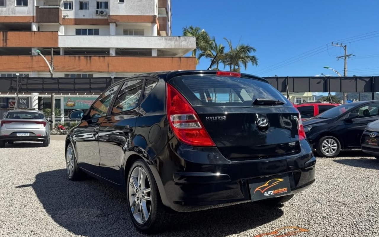 imagem-https://www.socarrao.com.br/sc-vehicle-images-prod/4444771/1792962417175-Ni5qcGVn.jpeg