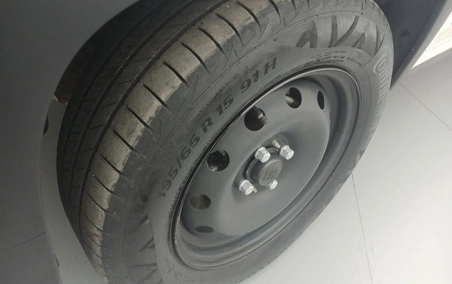 imagem-https://www.socarrao.com.br/sc-vehicle-images-prod/4445210/1792986953168-1_021840.jpg