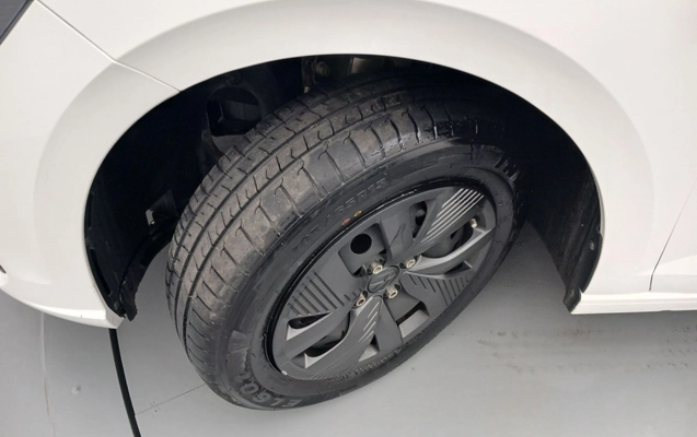 imagem-https://www.socarrao.com.br/sc-vehicle-images-prod/4445357/1792987655347-1_015750.jpg
