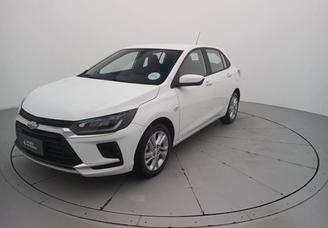 Chevrolet Onix 2026 Branco — foto 1 de 3