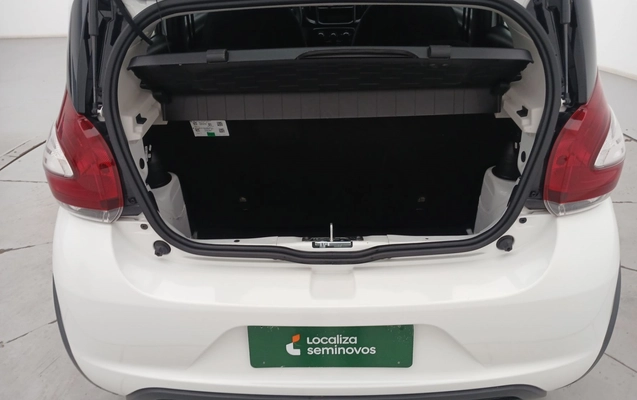 imagem-https://www.socarrao.com.br/sc-vehicle-images-prod/4445656/1792988260736-1_030052.jpg