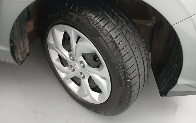 imagem-https://www.socarrao.com.br/sc-vehicle-images-prod/4445772/1792988402734-3_020630.jpg