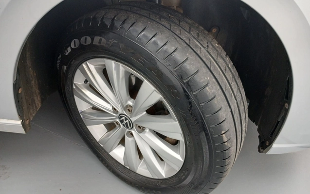 imagem-https://www.socarrao.com.br/sc-vehicle-images-prod/4446591/1792992560203-1_111244.jpg