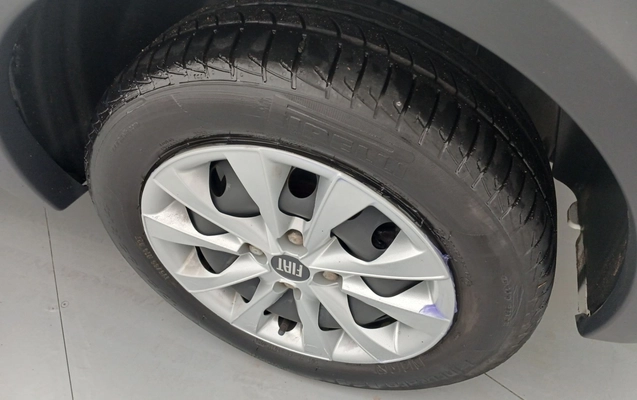 imagem-https://www.socarrao.com.br/sc-vehicle-images-prod/4446884/1793014092305-2_082756.jpg