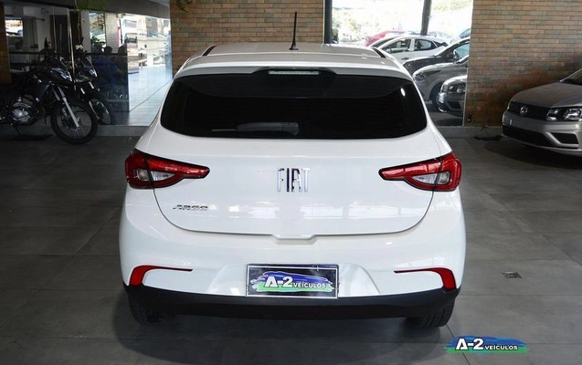imagem-https://www.socarrao.com.br/sc-vehicle-images-prod/4446952/1793015264702-8534502_2_B_3dff52681d.jpeg