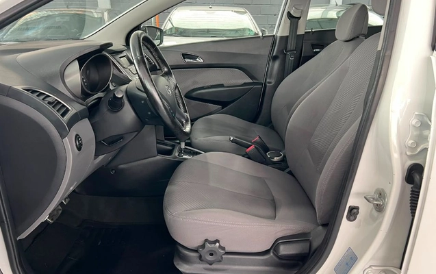 imagem-https://www.socarrao.com.br/sc-vehicle-images-prod/4447062/1793016182253-gb-79ade52.jpg