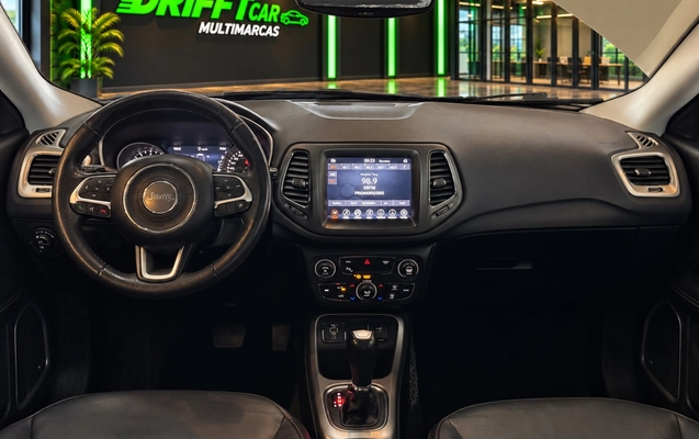 imagem-https://www.socarrao.com.br/sc-vehicle-images-prod/4447625/1793018719303-5_091644.jpg