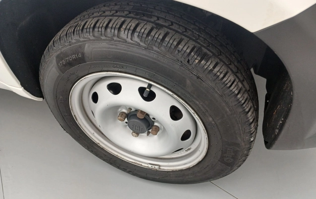 imagem-https://www.socarrao.com.br/sc-vehicle-images-prod/4447714/1793019470387-2_085456.jpg