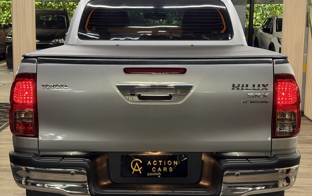 imagem-https://www.socarrao.com.br/sc-vehicle-images-prod/4447788/1793019936360-YaGEozMlYCmBEMuFVKAAFXVppd065T57.jpg