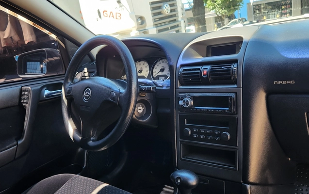 imagem-https://www.socarrao.com.br/sc-vehicle-images-prod/4447921/1793021154182-03050c11-ce39-4ae7-99a8-ae56e3b1824c.jpg