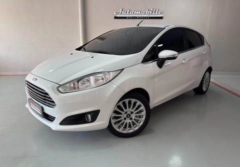 Ford Fiesta 2014 Branco — foto 1 de 3