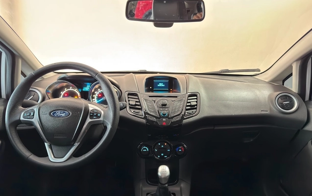 imagem-https://www.socarrao.com.br/sc-vehicle-images-prod/4448025/1793022023816-cf01e2d3-b824-429b-90ca-10cd6ae6c646.jpg