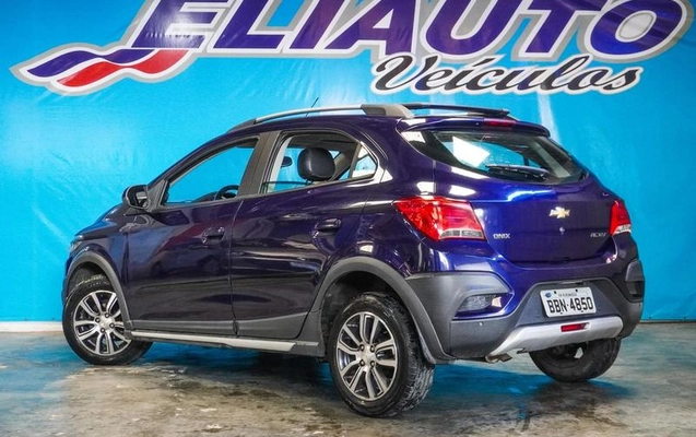 imagem-https://www.socarrao.com.br/sc-vehicle-images-prod/4448076/1793022332066-8575258_2_B_1ec16e48c6.jpeg