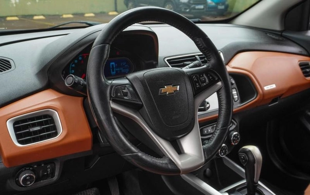 imagem-https://www.socarrao.com.br/sc-vehicle-images-prod/4448076/1793022332088-8575258_17_B_f32ed50428.jpeg