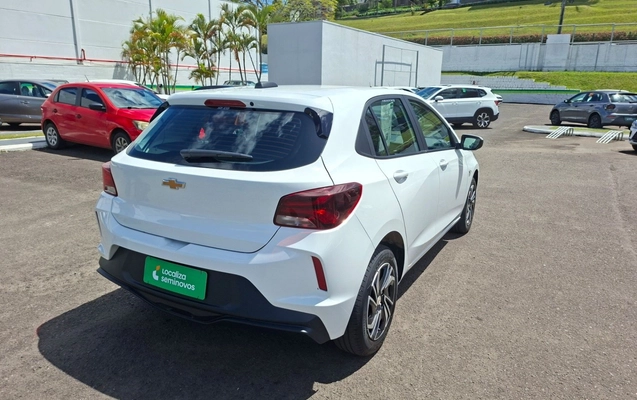 imagem-https://www.socarrao.com.br/sc-vehicle-images-prod/4448124/1793022880854-1_105435.jpg