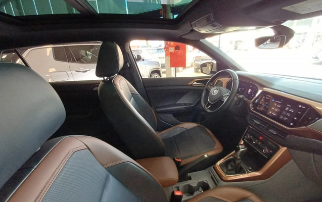 imagem-https://www.socarrao.com.br/sc-vehicle-images-prod/4448190/1793023210982-vehicle_image_1793023167_c57d392b668643e31f49fae59417ce7a.jpeg