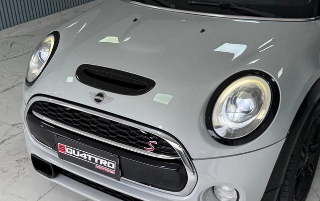 imagem-https://www.socarrao.com.br/sc-vehicle-images-prod/4448209/1793023294773-8555419_44_B_8013cfe4a6.jpeg