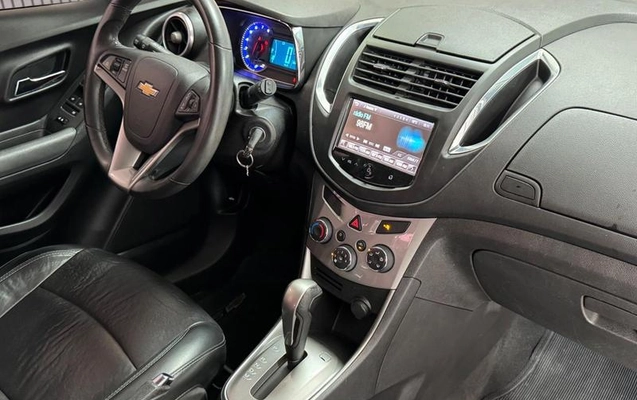 imagem-https://www.socarrao.com.br/sc-vehicle-images-prod/4448211/1793023295896-8573507_19_B_cf2f580405.jpeg