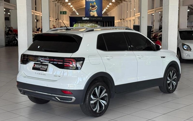 imagem-https://www.socarrao.com.br/sc-vehicle-images-prod/4448212/1793023297723-8588257_25_B_308adaaefd.jpeg