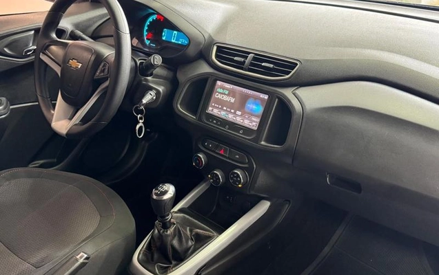 imagem-https://www.socarrao.com.br/sc-vehicle-images-prod/4448216/1793023302068-8595239_15_B_e28e94c63d.jpeg