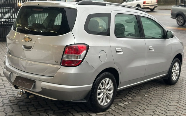 imagem-https://www.socarrao.com.br/sc-vehicle-images-prod/4448219/1793023339522-003_fbeeca6f3ebe5019716c883da1a356c2.jpg