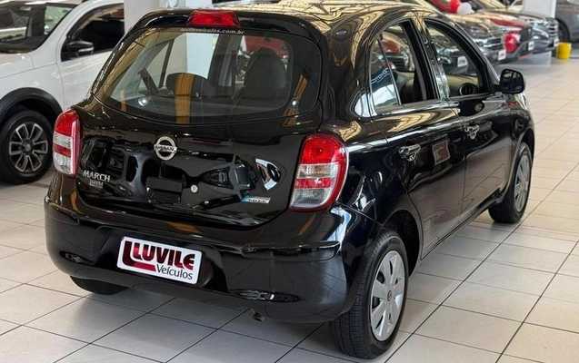 imagem-https://www.socarrao.com.br/sc-vehicle-images-prod/4448229/1793024327837-8575932_3_B_3415911bf1.jpeg