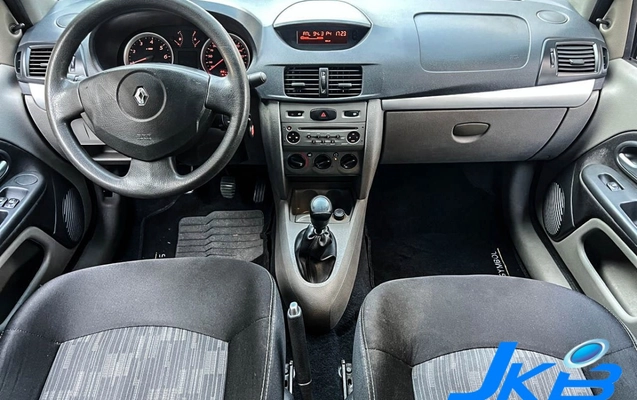imagem-https://www.socarrao.com.br/sc-vehicle-images-prod/4448358/1793024687728-koI7dcITsRSd7bAYMcvPfBdxTmqwzZcy.jpg