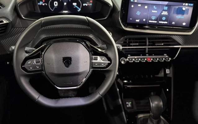 imagem-https://www.socarrao.com.br/sc-vehicle-images-prod/4448373/1793024660460-8432013_8_B_054ac48e96.jpeg