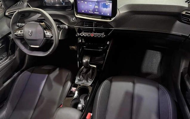 imagem-https://www.socarrao.com.br/sc-vehicle-images-prod/4448373/1793024660465-8432013_15_B_9a467a72fc.jpeg