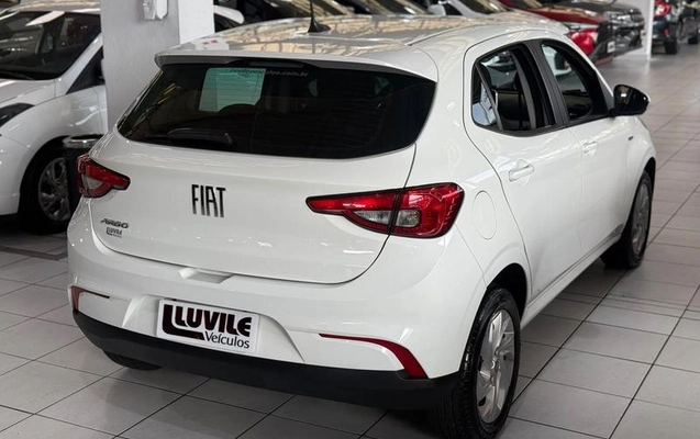 imagem-https://www.socarrao.com.br/sc-vehicle-images-prod/4448397/1793024837400-8512571_1_B_95fda9bbfc.jpeg