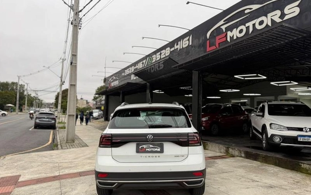 imagem-https://www.socarrao.com.br/sc-vehicle-images-prod/4448398/1793024835022-8605677_5_B_0c7ab397cb.jpeg