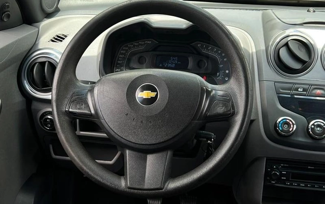 imagem-https://www.socarrao.com.br/sc-vehicle-images-prod/4448412/1793024883817-8605734_5_B_2e4742e004.jpeg